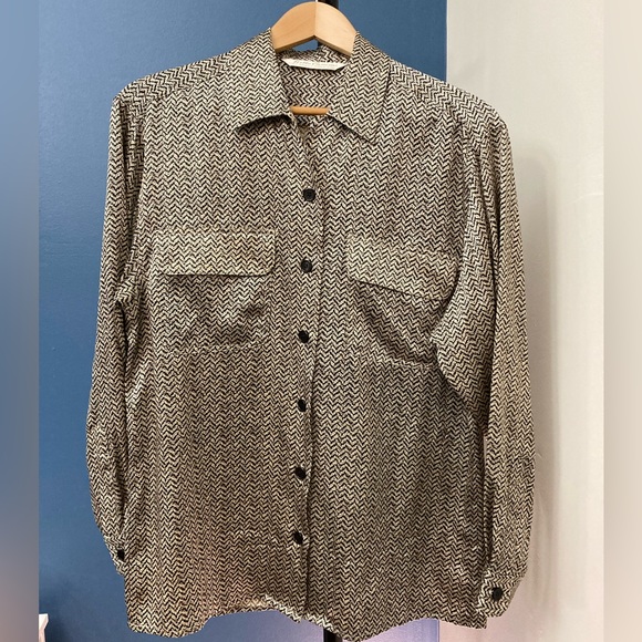 Vintage herringbone silk top! - Picture 2 of 6